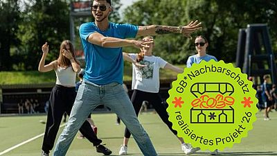 Menschen tanzen bei Tanzworkshop