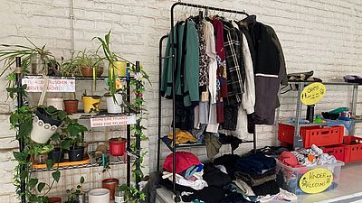 Pflanzentauschregal, Kleidertauschregal, Tauschregal