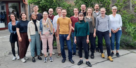 Team: Marilen Watzinger (Öffentlichkeitsarbeit), Lea Rönsch, Stefanie Simic, Laslo Vince, Andrea Breitfuss (Auftragnehmerin), Severin König, Christina Schneider (Projektleitung, Öffentlichkeitsarbeit), Florian Ritter (Projektleitung Stellvertretung), Thomas Leimer, Simon Peball, Harald Figl, Clara Römhild, Michaela Glanzer (Öffentlichkeitsarbeit), Tamara Brajović-Coussell, Ina Kozojed, Margot Lehmann-Rosic, Claudia Lettner (Administration), Margot Lehmann-Rosic 
