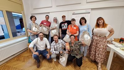Gruppenfoto mit den 8 Mitgliedern des Grätzlrats.