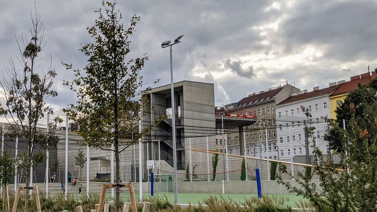 Bildungscampus Aron Menczer